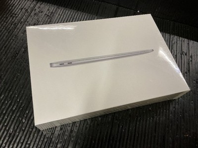 【ほぼ新品】MacBookAir 13inch 20208GB/256GB/M1 Apple MacBook Air M1 Chip 256GB SSD 8GB 13.3