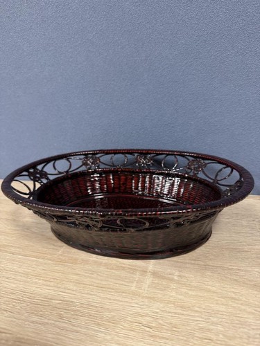 Rantai Lacquer, Basket