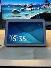 Echo Show 8 (2. Generation, 2021) HD-Smart Display mit Alexa und 13-MP-Kamera 