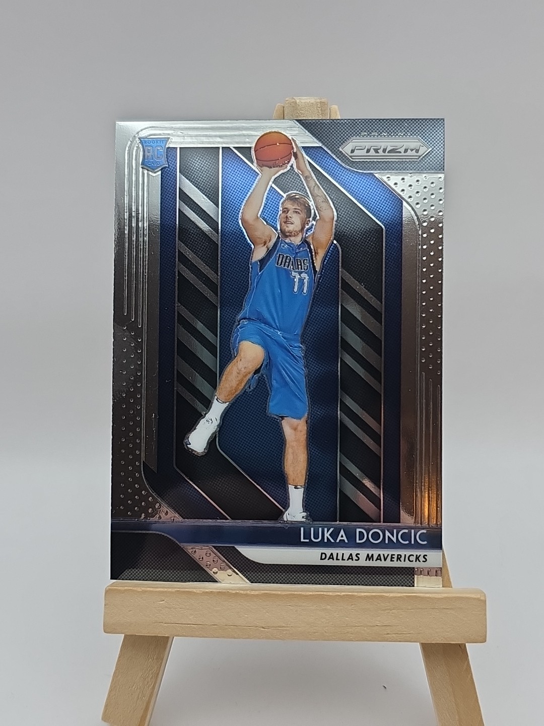 Luka Doncic RC 2018-19 Panini Prizm Base #280 Basketball Dallas Mavericks NBA