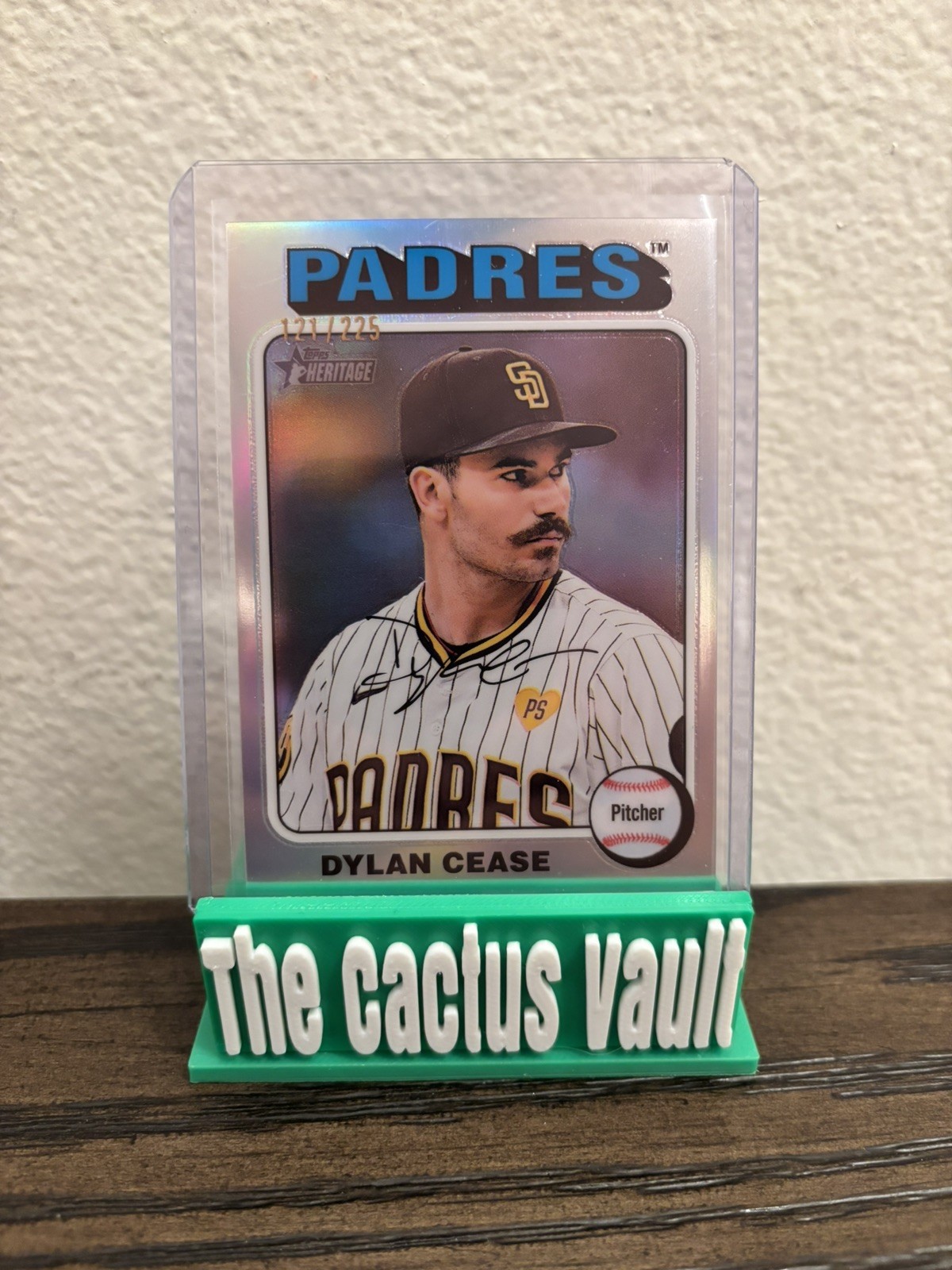 2024 Topps Heritage High Number Dylan Cease #547 Silver Refractor /225