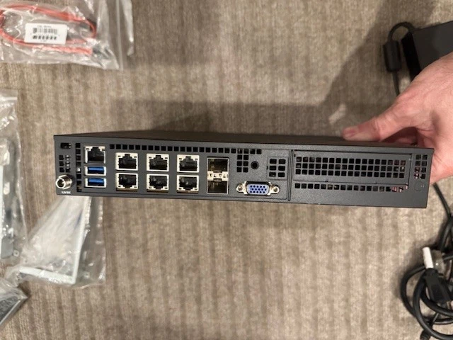 Supermicro SuperServer E300-8D 1U Mini PC Server - 1 Xeon D-1518 2.20 GHz - Image 2 of 4