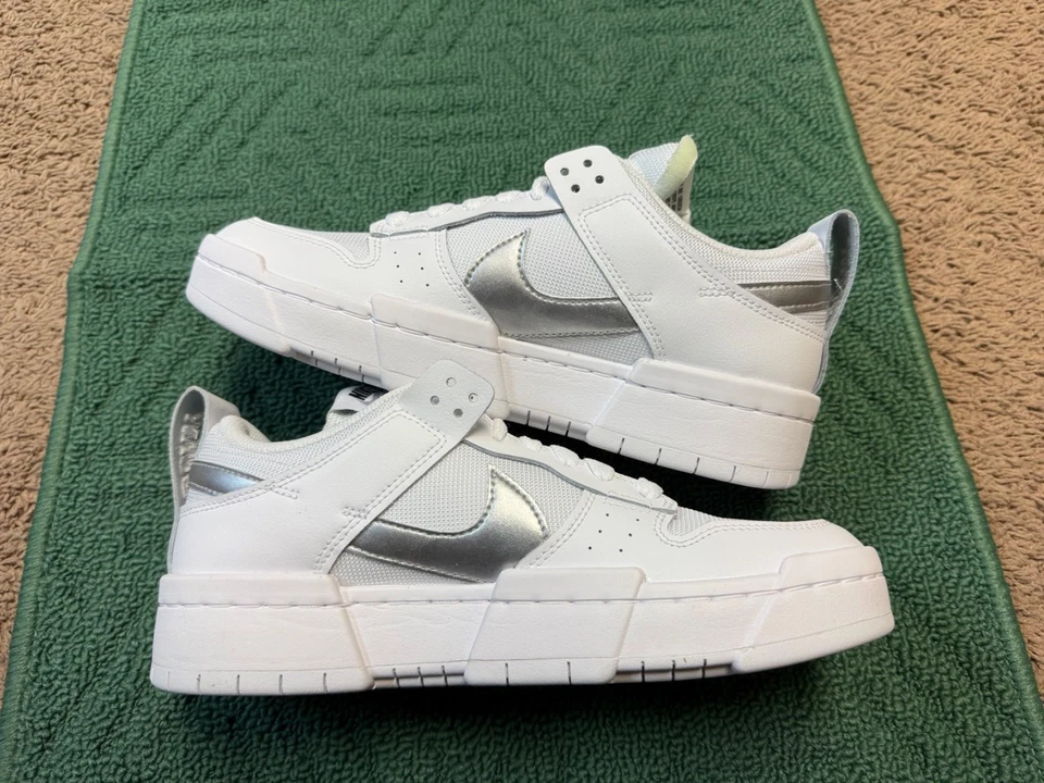 Zapatos para mujer DJ6226-100 Nike Dunk Low Disrupt blancos metálicos plateados Foto 2 de 4