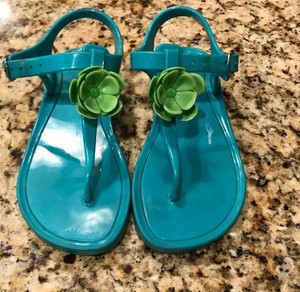 old navy jelly shoes size 11