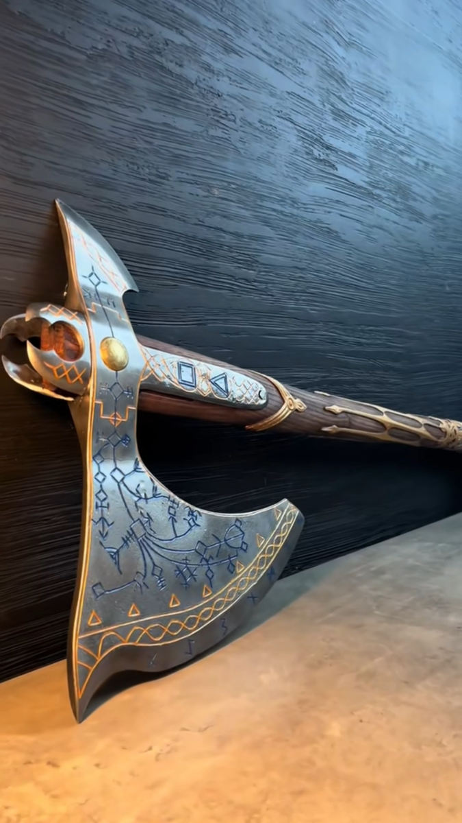 Leviathan Axe GOW Kratos AXE Hand forged Carbon steel