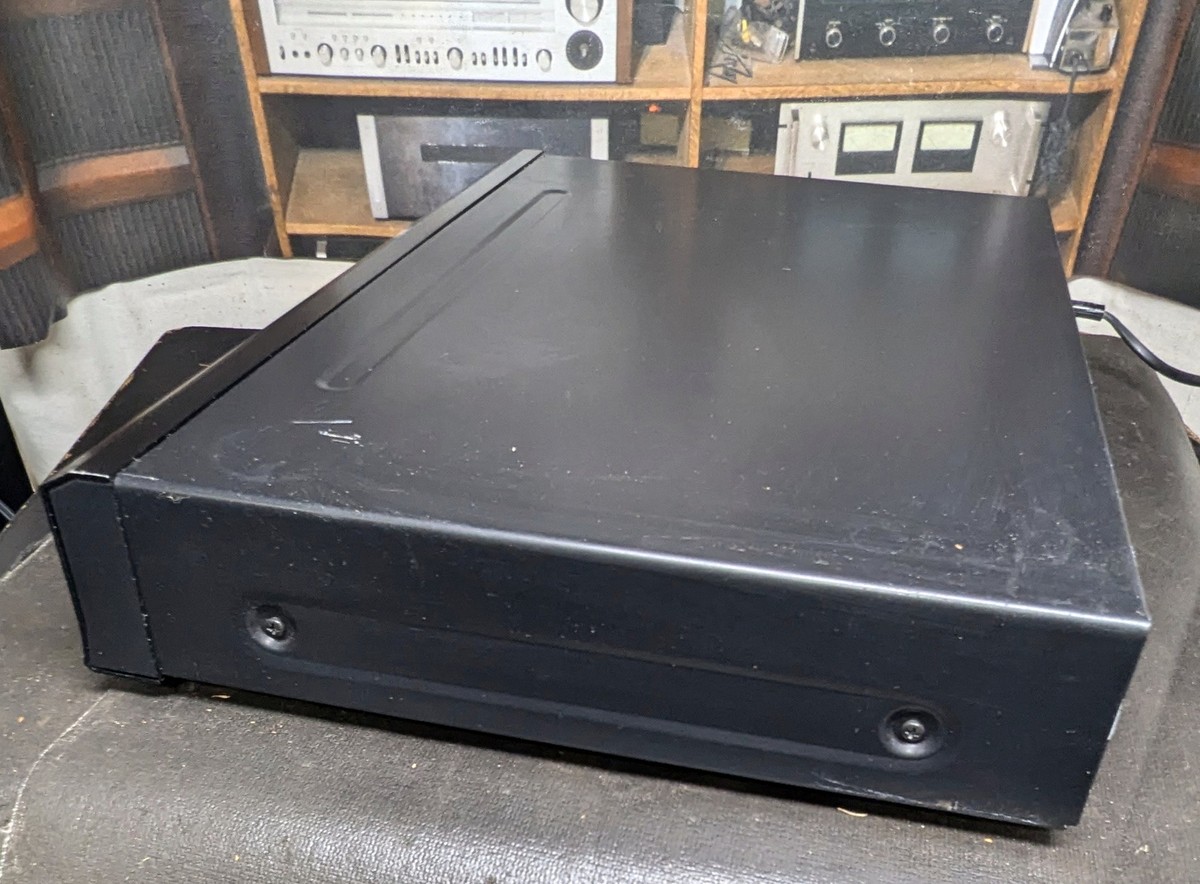 ONKYO. DV-SP502 オンキョー　スーパーオーディオCD &DVD Onkyo DV-SP502 DVD Player – Progressive Scan DVD/CD Playback