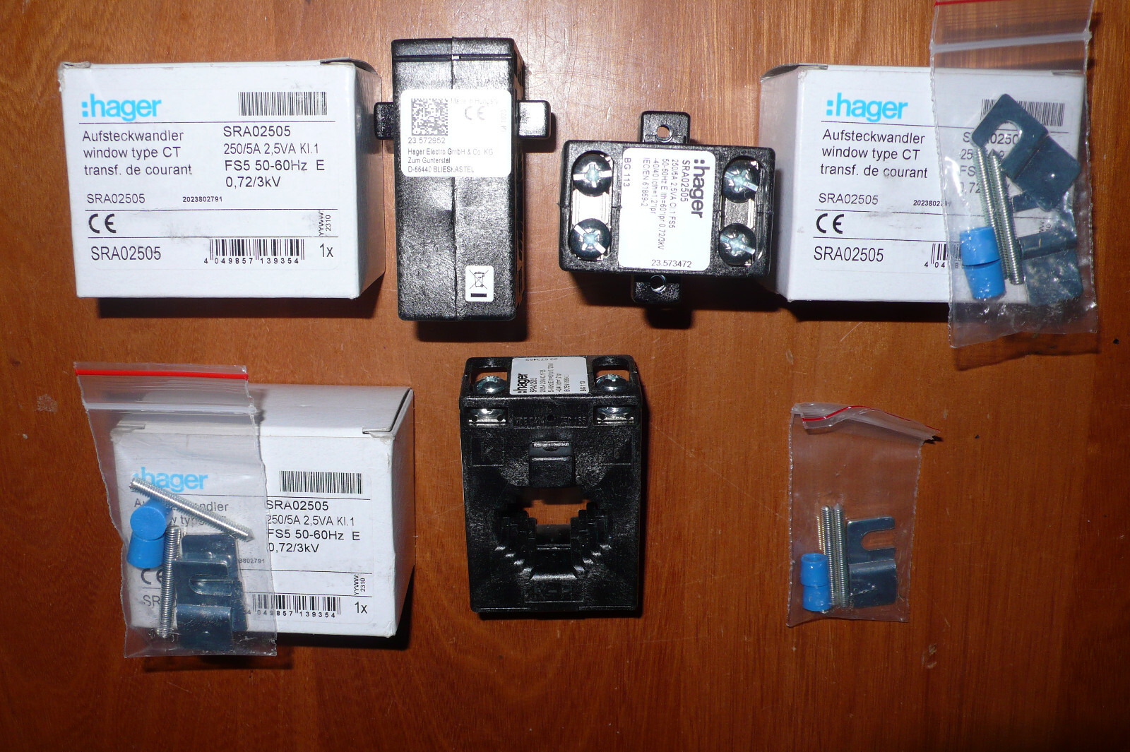 Transformateur de courant Hager SRA02505 250/5A pour compteur d'énergie