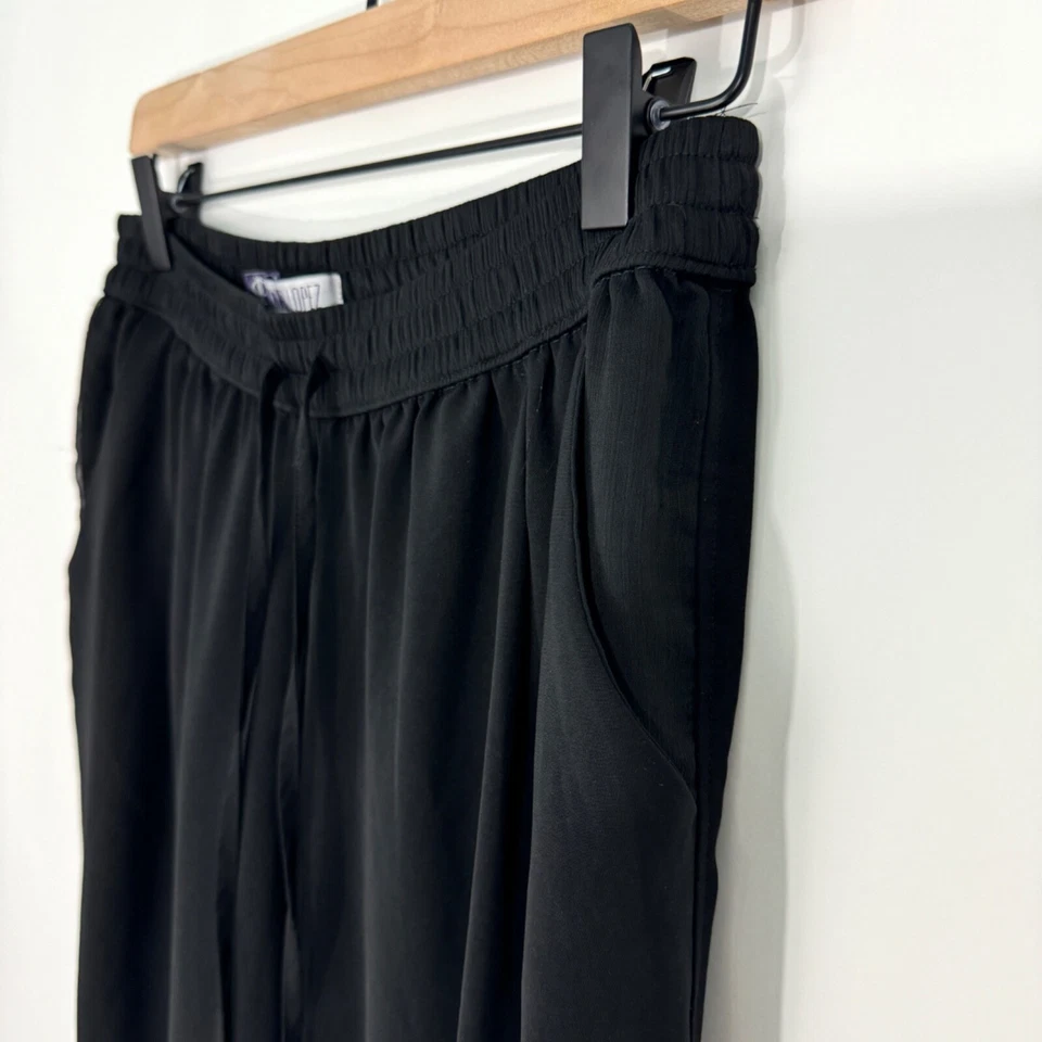 JLO Jennifer Lopez Women’s Size Small Regular Black Lightweight Casual Pants - Image 4 of 4