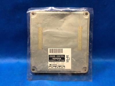 PGMページ 94 95 96 97 Mazda Miata OEM Engine Computer ECU A/T - BPE8 18 881