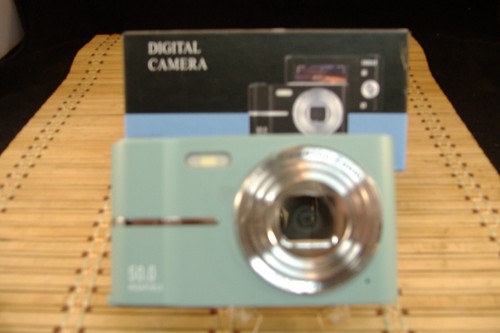 Digital Camera 32GB 50MP HD 1080P 2.4'' LCD Display Screen 16X Zoom Anti-Shake - Picture 6 of 7