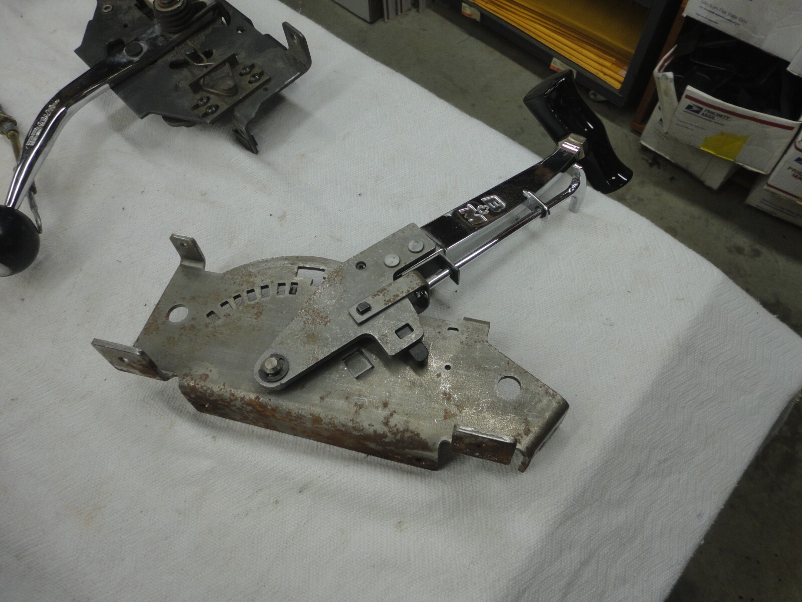 LOT OF 4 SHIFTERS,  Hurst Pro Matic ,  B&M Z-Gate Automatic , 2 OTHER NO NAME