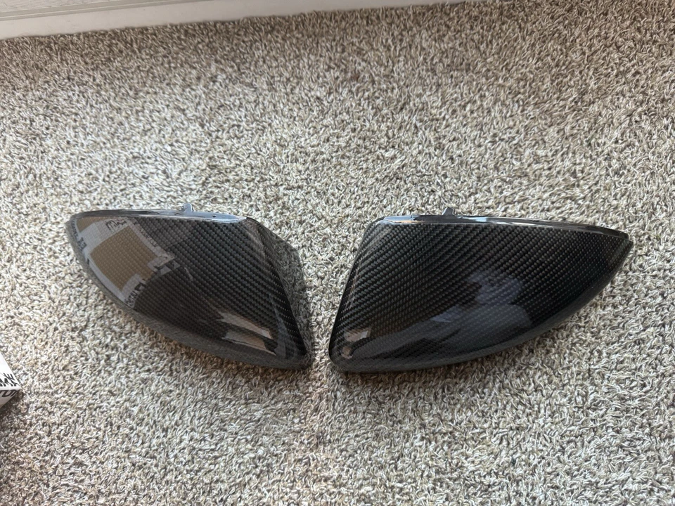 Tapas cubiertas de espejos retrovisores efecto fibra de carbono 8V para piezas subterráneas - negras (A Foto 3 de 4