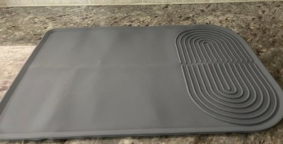 TOHONFOO Grey Silicone Coffee Mat with Raised Edge, 24'' x 16''