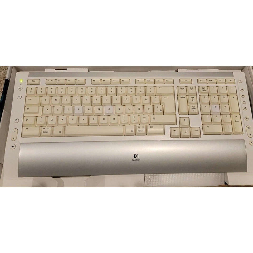 Logitech Escritorio Inalámbrico S530 Láser para Mac Teclado Mouse Receptor Está Envuelto Foto 2 de 4