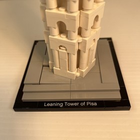LEGO ARCHITECTURE: The Leaning Tower of Pisa (21015) No Box Or Manual Complete
