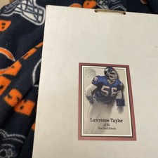 Lawrence Taylor New York Giants 2000 Fleer Greats of the Game Card