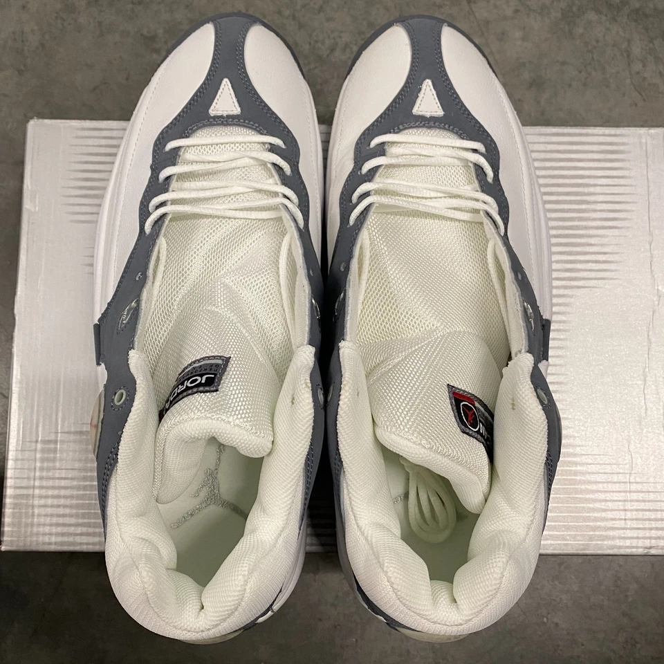 Talla 12 - Zapatillas Jordan Jumpman Team 1 Blanco/Piedra Para Hombre 136003-104 Envío Rápido Foto 3 de 4