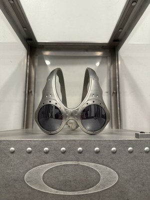 Vintage RARE Oakley Over The Top Sunglasses Authentic SilveBlack