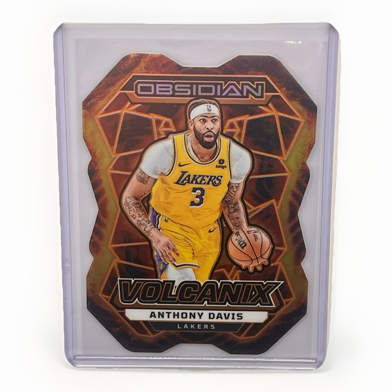 2023-24 Obsidian ANTHONY DAVIS Volcanix Die-Cut SSP #24 Lakers