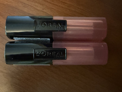 NEW L'OREAL INFALLIBLE LIPSTICK UNENDING KISS 112 LOT OF 2