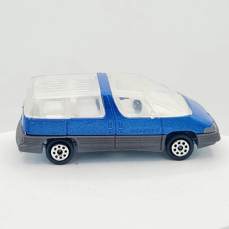 Majorette Pontiac Trans Sport Minivan (1994 200 系列) — 第 3/4 张图片