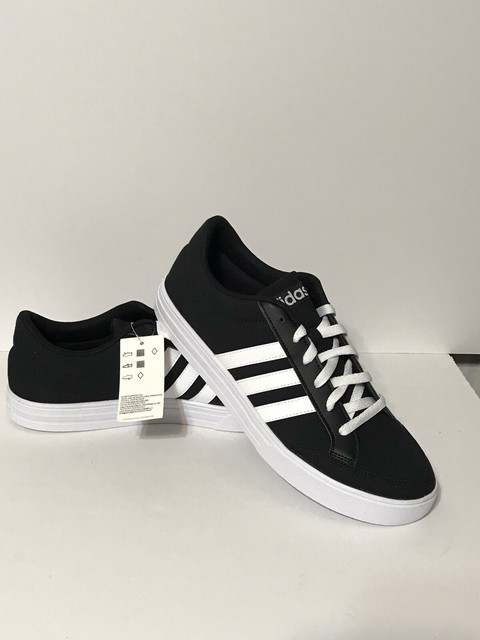adidas aw4702