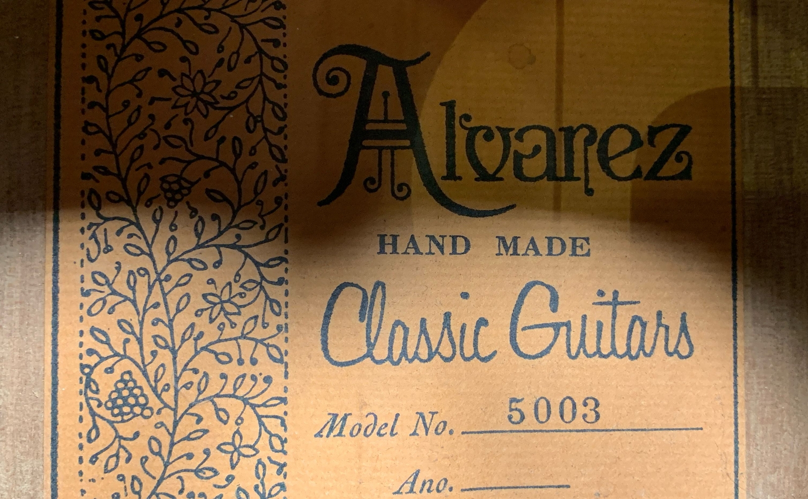 Alvarez 5003 Classic Acoustic Guitar 6 String RH Musical Instrument