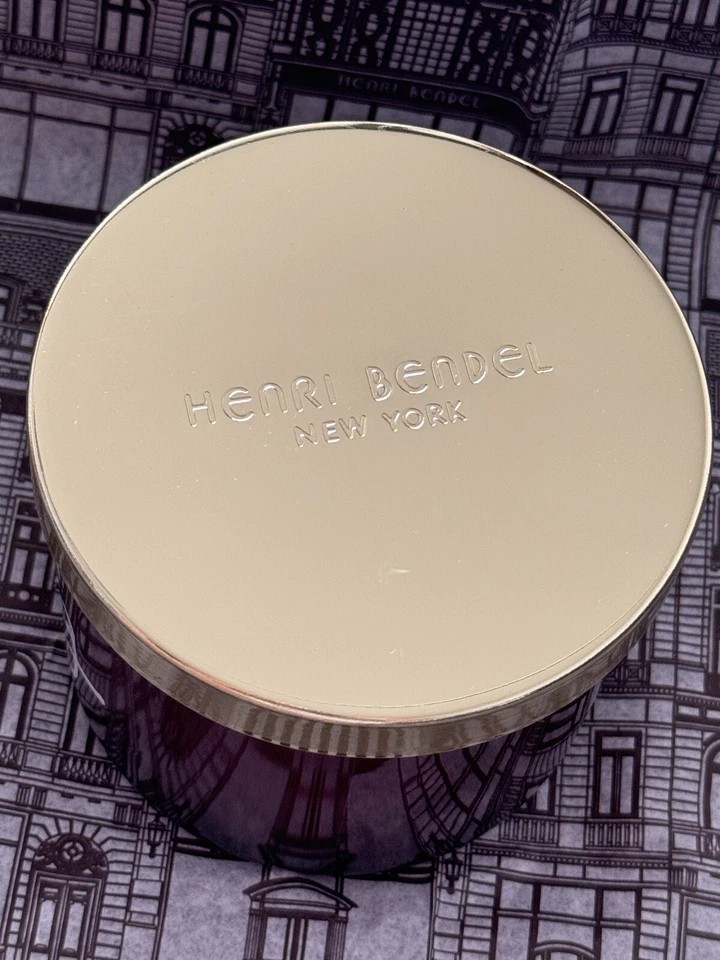 Henri Bendel Figura COLECCIÓN FIRMA VELA DE LUJO NUEVO EN CAJA (14,5 oz) Foto 3 de 4