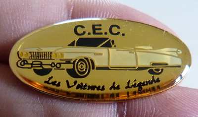 SCHÖNE PINS LEGEND CAR C.E.C. CADILLAC AMERICAINE