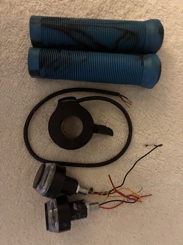 Grips Lights Throttle E-bike Electric Scooter Ebike Parts Part Lot