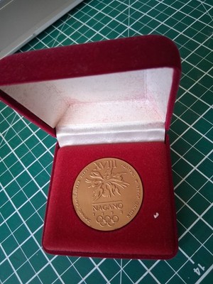 1993 Boxed Olympic RUSSIA Presentation Coin in Bid to win Winter Games in Nagano