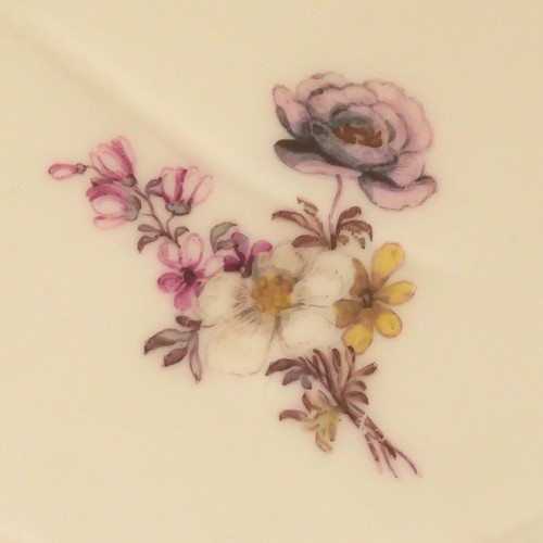 Porcelaine de Meissen - Plat feuilles - Décor Myosotis - XVIIIe Siècle - Photo 2 sur 13