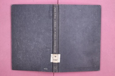 333531 Frank O'Brien CRISIS IN WORLD COMMUNISM The Free Press Marxism in Search