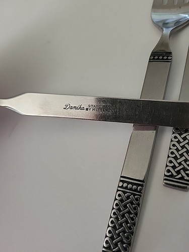 Danika Celtic Knot 4 Salad Forks Stainless Flatware MSI Japan MCM 6 1/2” - Picture 3 of 3