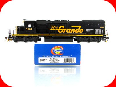 HO Scale **DENVER & RIO GRANDE** SD40T-2 Locomotive #5357 - Athearn 95107 w/ DCC