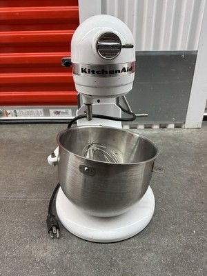 KitchenAid Classic Series 4.5 Quart Tilt-Head Stand Mixer K45SS