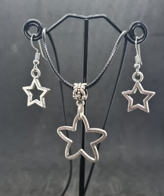 Orecchini A Ciondolo Stella In Acciaio Inox – Donna, Eleganti E Lucidi, JewelryWe - 2