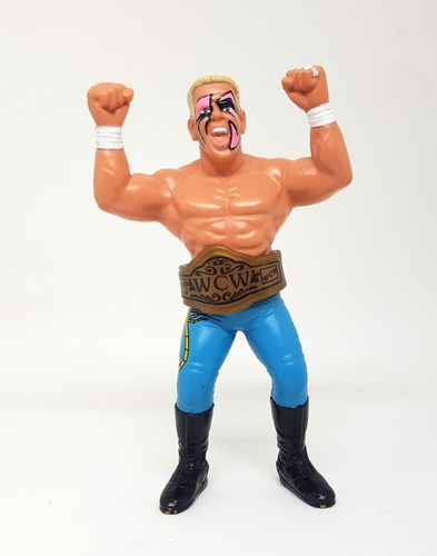 Vintage WCW STING Action Figure Complete w/ Belt 1...