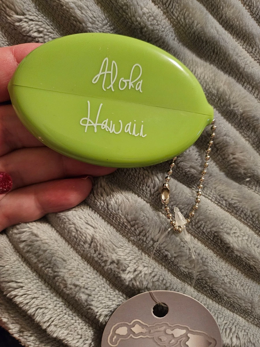 New KC Hawaii Souvenir Slotted Coin Purse Trapper PVC Squishy Green Aloha Chain