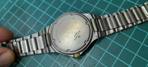 VINTAGE 90s SEIKO ALBA EPSILON V721-7A00 TITANIUM WATCH QUARTZ JAPAN 10BAR WR - Picture 7 of 10