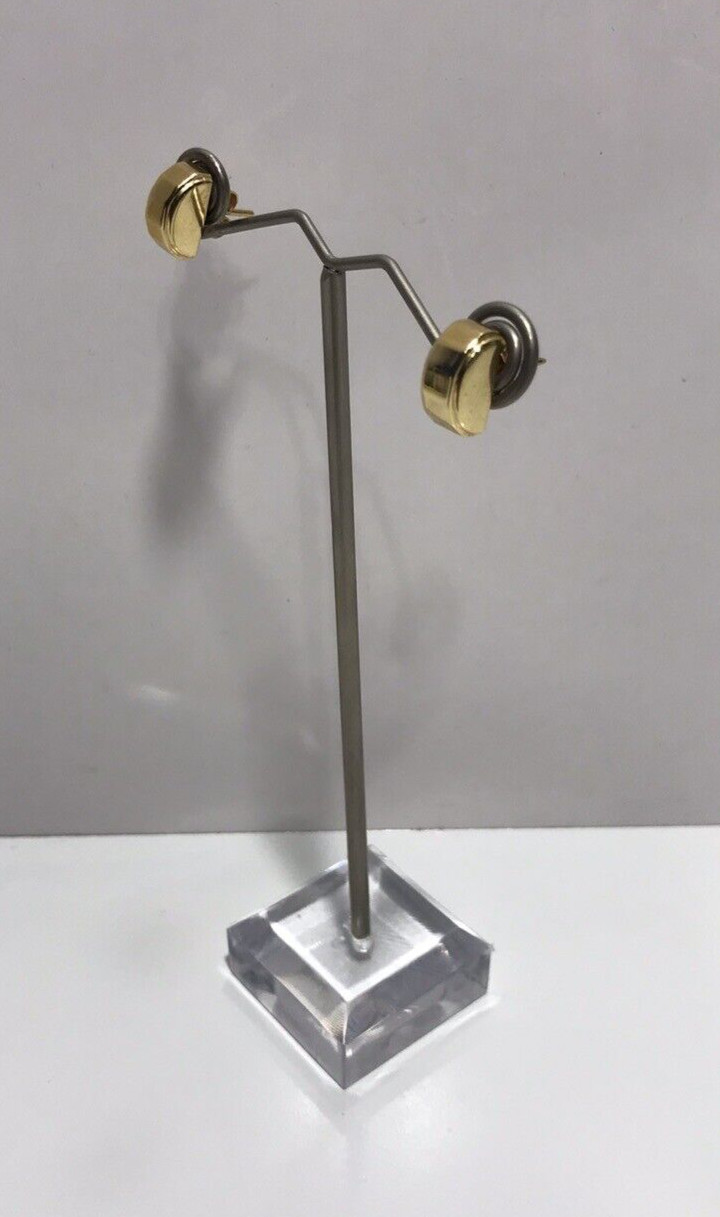 18K SOLID YELLOW GOLD STUD EARRINGS - image 3