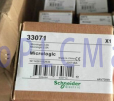 NEW SCHNEIDER 33071 Circuit Breaker 