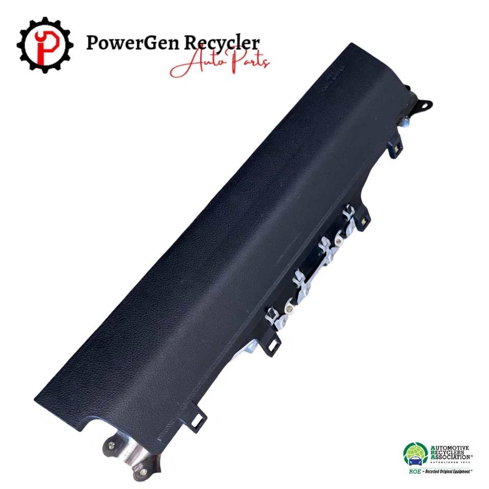 2015-2021 TOYOTA LAND CRUISER PASSENGER SIDE KNEE AIRBAG OEM - Imagem 3 de 4