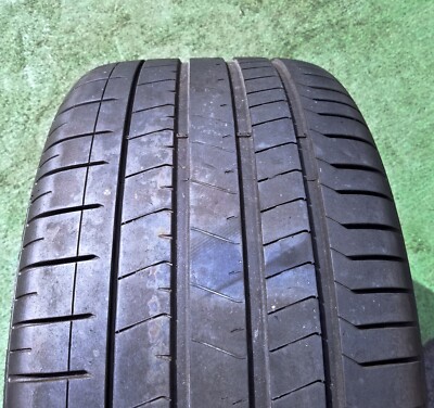 DBXホイール4 4 Factory Aston Martin DBX Wheels Tires TPM Genuine OEM