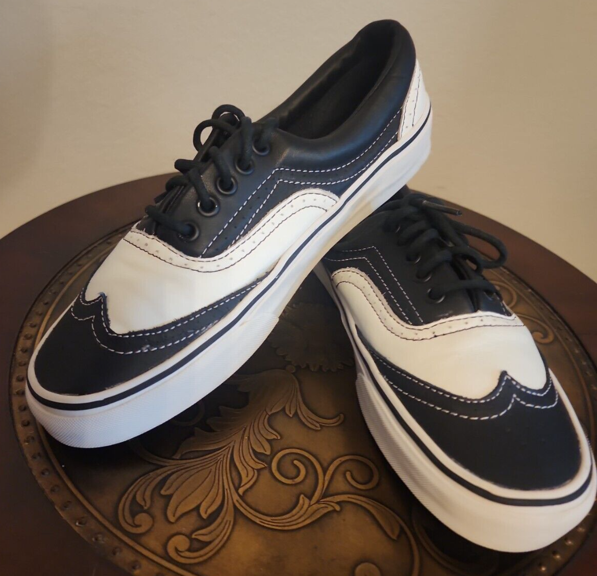 wingtip vans