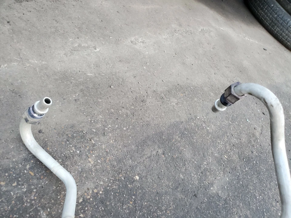 Mangueras de transmisión Jaguar XJ8 1998 1999 2000 2001 2002 2003 VANDEN PLAS Foto 3 de 4