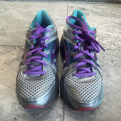 Brooks Adrenaline GTS 17 Women s Running Sneakers Silver/Bluebird