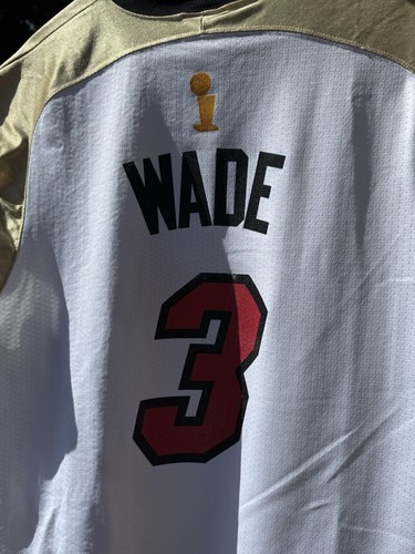 MAJESTIC 2006 DWAYNE WADE #3 MIAMI HEAT GOLD FINALS JERSEY SIZE XL - Picture 15 of 16