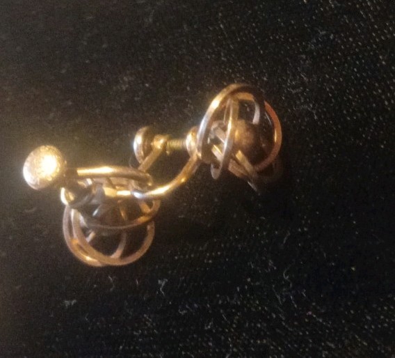 Antique 1/20 12K Gold Clamp On Earrings . Not Scrap_ Vintage _Weight_55.3 Grain