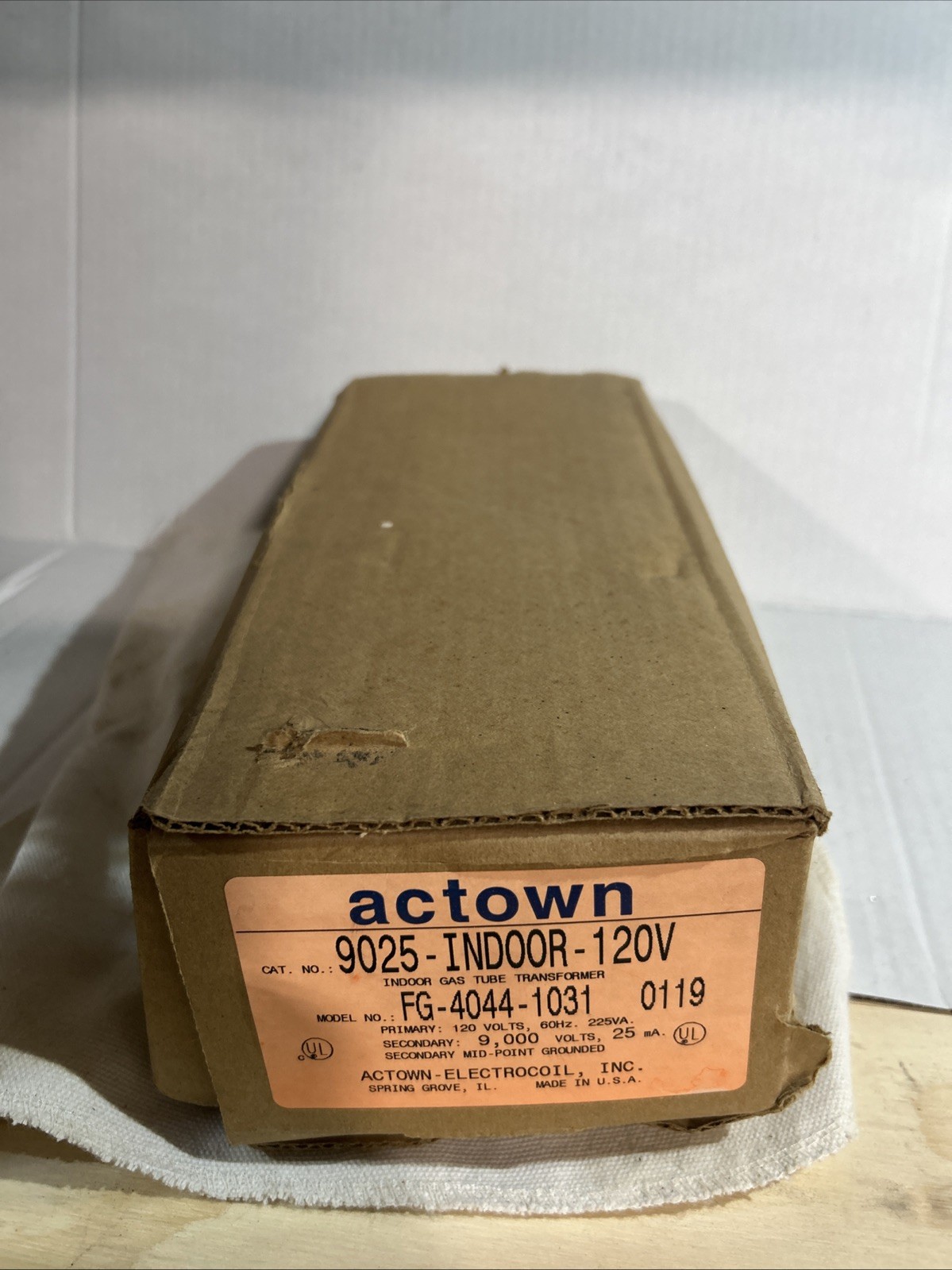 Actown 9025-INDOOR-120v Neon Transformer FG-4044-1031 New Open Box